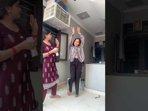 Manu😁ka dance kasa lga😁🌸 #comedy #funny #shorts