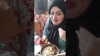 تحدي. تحدي 😁  لحم بيض مع جبنه بيتزا شوفي جبنه سويت بيها