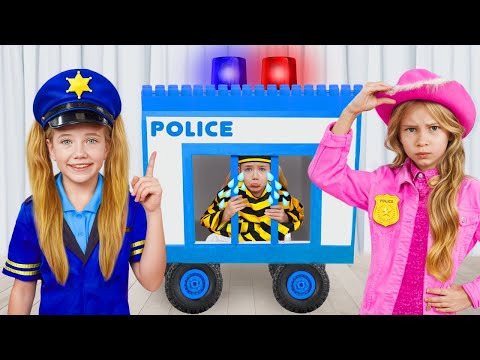 Barbie police chase adventure with Slava