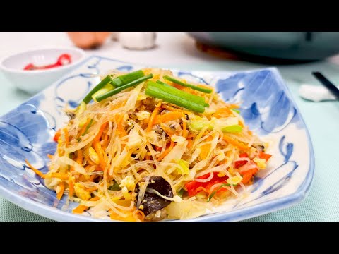 Simple Family-Sized Stir Fried Glass Noodles