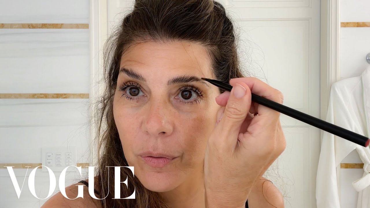 Marisa Tomei's Guide to Natural Skin Care & Everyday Makeup - Beauty Secrets