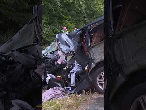 Schwerer Unfall bei Eutin: Traktor und Auto stoßen Zusammen - Mann stirbt