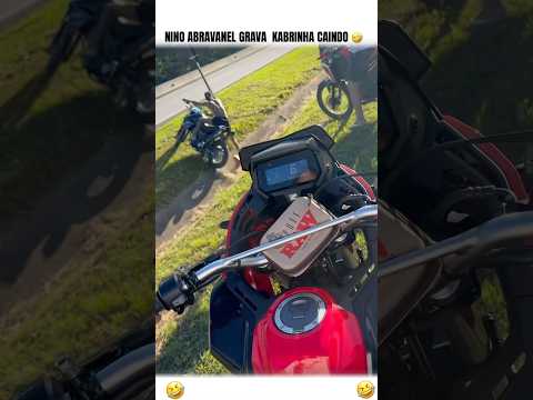 NINO ABRAVANEL GRAVA KABRINHA CAINDO DE MOTO 😂 #short #shorts #youtubeshorts #video #viralvideo #yt