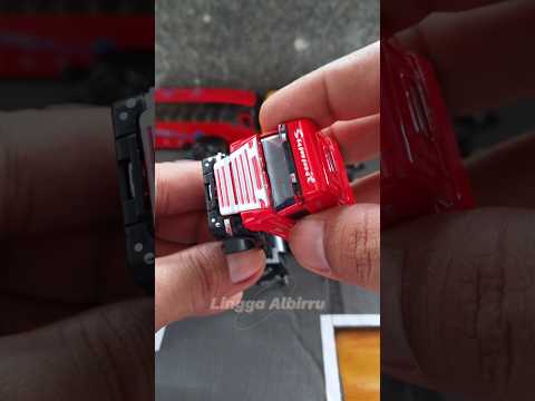 TRUK DEREK GANDENG || MERAKIT MAINAN || MOBIL MOBILAN
