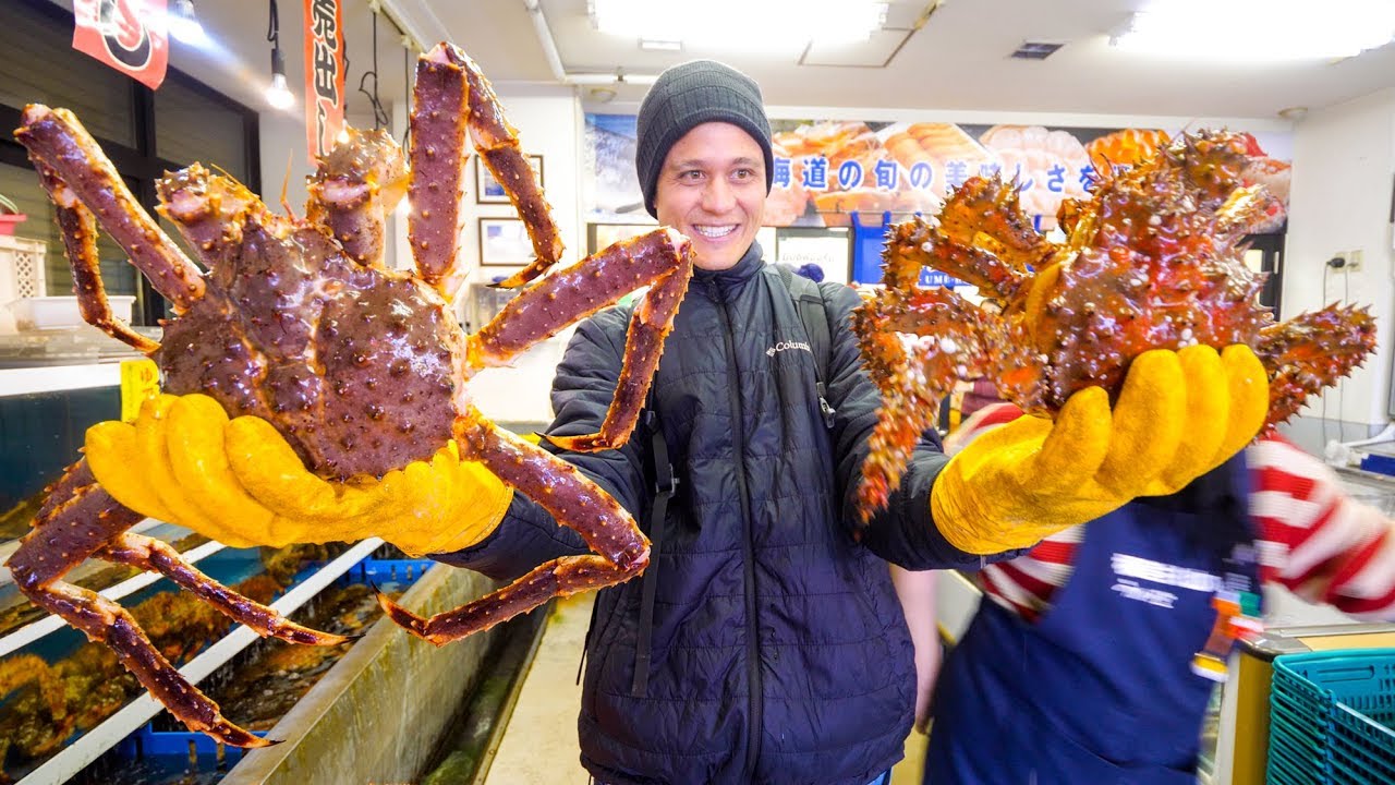 RED KING CRAB vs. HANASAKI CRAB Big Japanese Food in Hokkaido, Japan