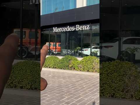 G wagon kay showroom m kya hua 😱🫵🏻 #ytshorts #trendingshorts #carlover #explore #mercedes