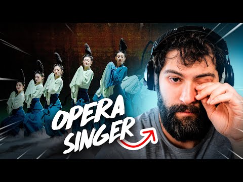 Opera Singer is Mesmerized by "Journey of a Legendary Landscape Painting" Dance