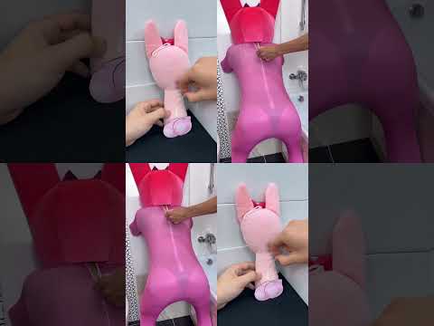What's on Pinki back | PLUSH PARODY