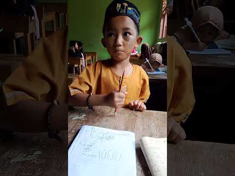 nulis nya sedikit faqih belum bisa soalnya