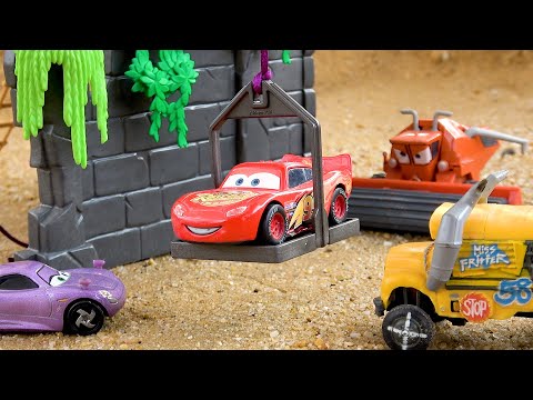 Disney toy cars, toy tanks | ambulance story, tractor with fun color blocks | BIBO STUDIO