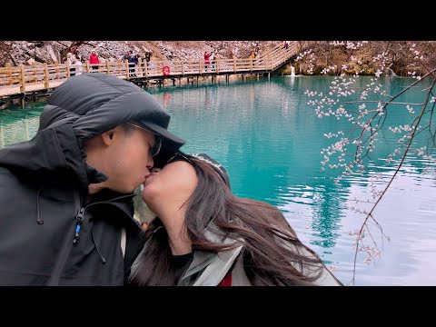 结婚6年夫妻第一次自驾游，被九寨沟美的哇哇叫！