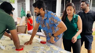 අපි දීපු රොටි 5000 ක දන්සල| අම්මෝ මෙහෙමත් කට්ටක්| අයිස් ක්‍රීම් පොල් රොටී 🤣🤪- Sangeeth Dini Vlogs