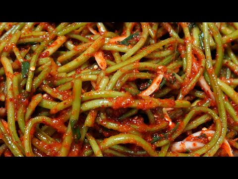 고구마줄기가 보이면 사다가 이렇게 만들어보세요 고구마줄기김치 맛있게 담는법