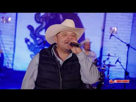 Los De La Bola - El Compa Wino (En Vivo)