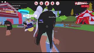 ROBLOX IS COMING BACK UP!!!! (Happy halloween!)