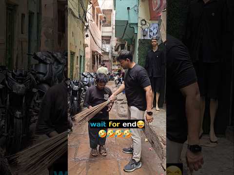 Shorts Ke Chakkar Me kuch bhi😂😂