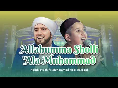 Muhammad Hadi & Habib Syech Senandungkan Allahumma Sholli 'Ala Muhammad di Aston Buana Banjarmasin