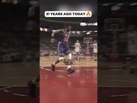 Best Dunk EVER? Scottie Pippen DESTROYED Patrick Ewing