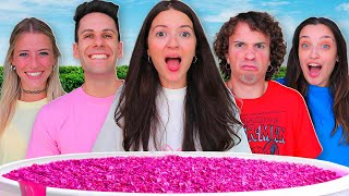 GELATINA CHALLENGE con i NOSTRI AMICI in PISCINA!!
