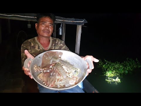 Bữa Cơm Đêm Khuya Với Nồi Hải Sản Đủ Loại Tươi Ngon | Ngư Dân Miền Tây #209