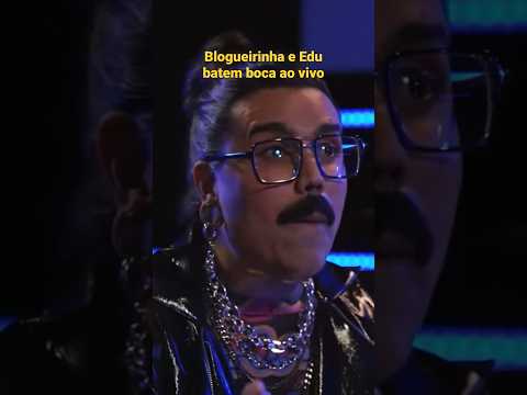 Blogueirinha e diva depressão batem boca ao vivo