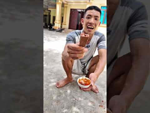 Chú Hưng Hương Dẫn Trung Ăn Gạch Khi Đói Bụng