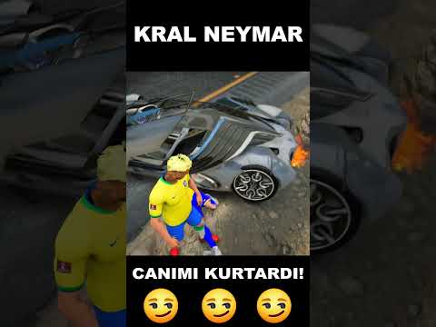 Ronaldo Yağmurlu Havada Kaza Yapıyor Ve Neymar Onu Kurtarıyor!  #gta5 #gta #ronaldo #neymar