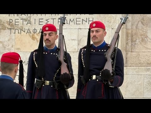 Αλλαγή φρουράς #εύζωνες