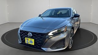 2023 Nissan Altima Sr AWD with 35,000 miles