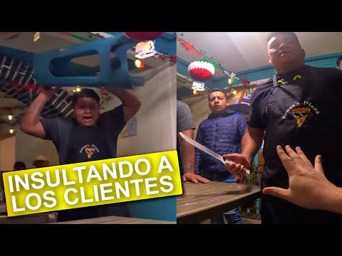 Millonario presumido llega a un Restaurante a insultar (BROMA)