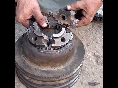 Rare Technique to Rebuild Crankshaft Pulley Broken Nut Base with Custom Iron Fabrication