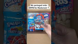 We packaged order 20978 for Mackenzie! 🍭🍫😊 #candy #candyshop #packagingorders #satisfying #sweets