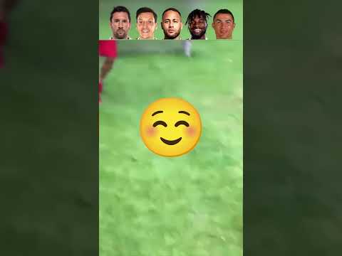 Messi&Ozil&Neymar&Saint Maximin&Ronaldo Playing With Their Dogs??‍?
