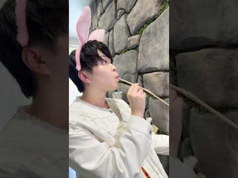DRINK WITH A GIANT CARDBOARD STRAW!#asmr
