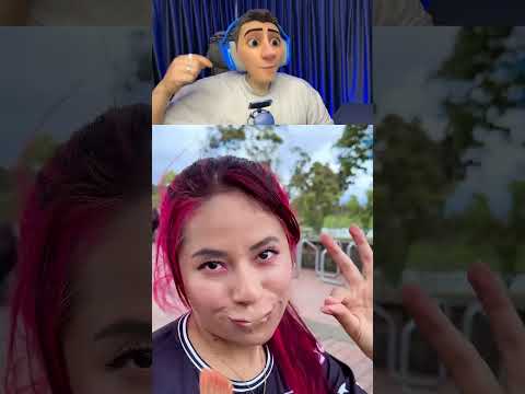 2 Dudaklı Kız? 👄👄🤔