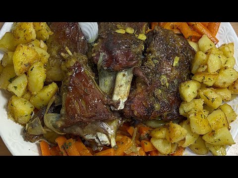 محمر في الفرن طري زبدة مع الخضر سوتي من وصفات عيد الاضحى