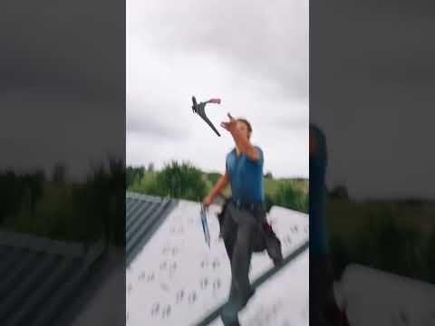Roof stylish steel setrring with hand 👌👌 some guys#shorts #trending #funny #roofing