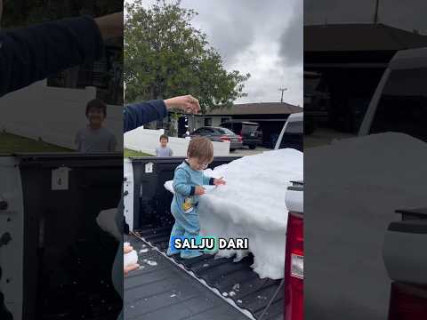 Kakek Ini Membawa Salju agar Cucunya Bahagia ❄️