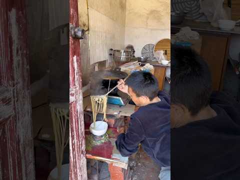 معزور آدمی کا زندگی گزارنے کا طریقہ#viral #youtubevideo #youtubeshorts #disabledpersons