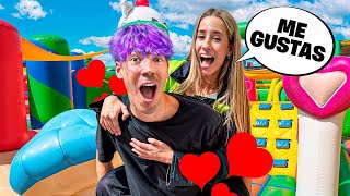 CONOZCO a mi CRUSH en un PARQUE DE INFLABLES!