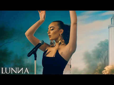 LUNNA - Pun Pariu Ca Ma Iubesti (Videoclip Oficial)