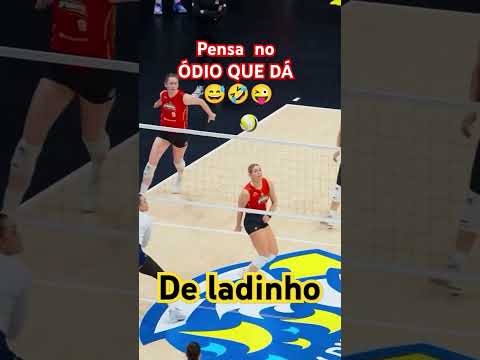 Astúcia de LEVANTADORA no VOLEIBOL #volleyball #volei #volleyballworld #volley #esporte #voleibol