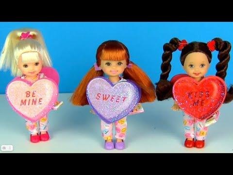 Learn English Barbie Shelly Kelly club Dolls 3 Little Cute Girls Unboxing Play dolls and Toys