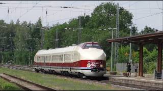 Der legendäre VT 18.16 „Bauart Görlitz“ durcheilt am 21. Juni 2026 den Bahnhof Mittweida in Sachsen