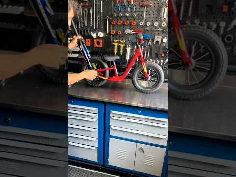 Construindo uma bicicleta. #bike #ciclista #ciclismo #interesting #dicas