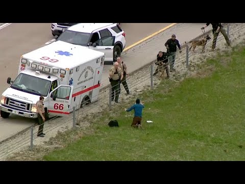 LIVE: Chicago police chasing stolen ambulance