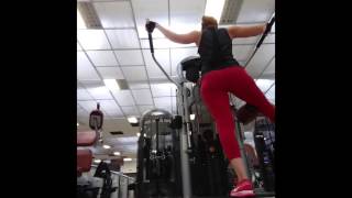 Adduction debout à la machine