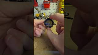 Mechanically adjustable sunglasses