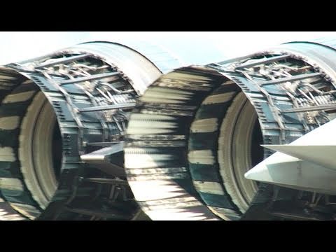100万回再生!!! 爆近!!! F15イーグルエンジンスタート＆タキシング 百里基地航空祭2010