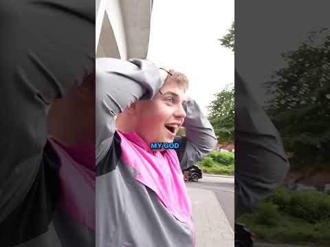 GINGE IS FUMING AT CHAZZA